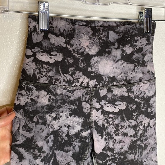 Lululemon Align Pant II 25" Floral Illusion Ice Grey Multi - Picture 5 of 14